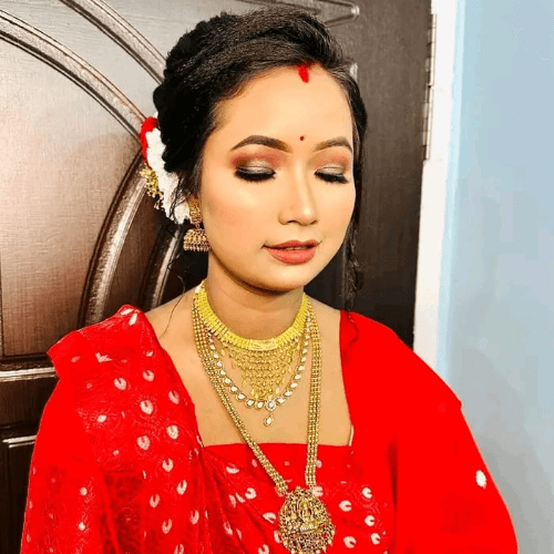 Make Colours(Guriya karmakar) Make Up Artist in Tezpur